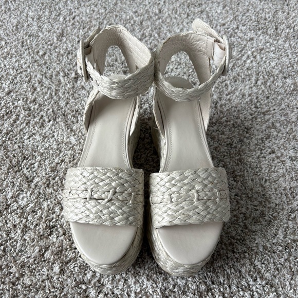 Marc Fisher LTD Women's Beige Platform Ankle Strap Marcell Sandal Size 8 - Picture 2 of 7